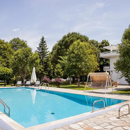 Villa Zeusplace Poolvilla Natura Paralia